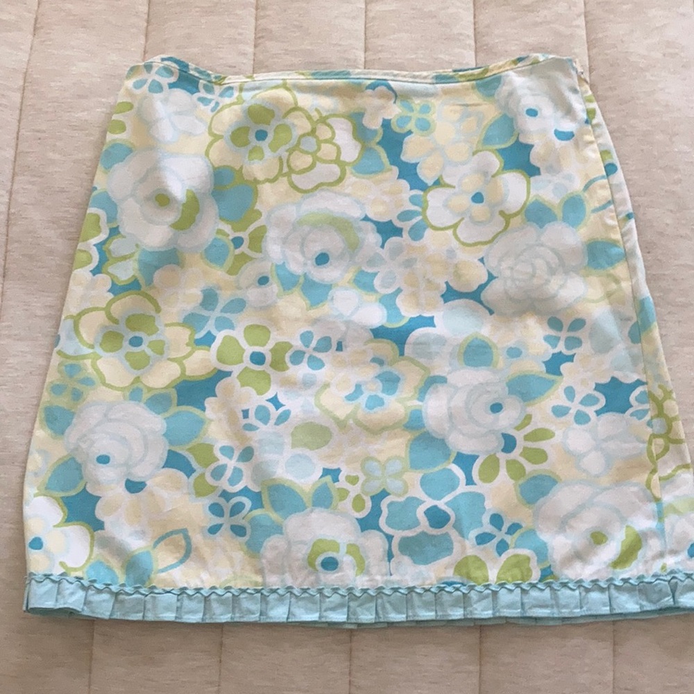 Floral print skirt